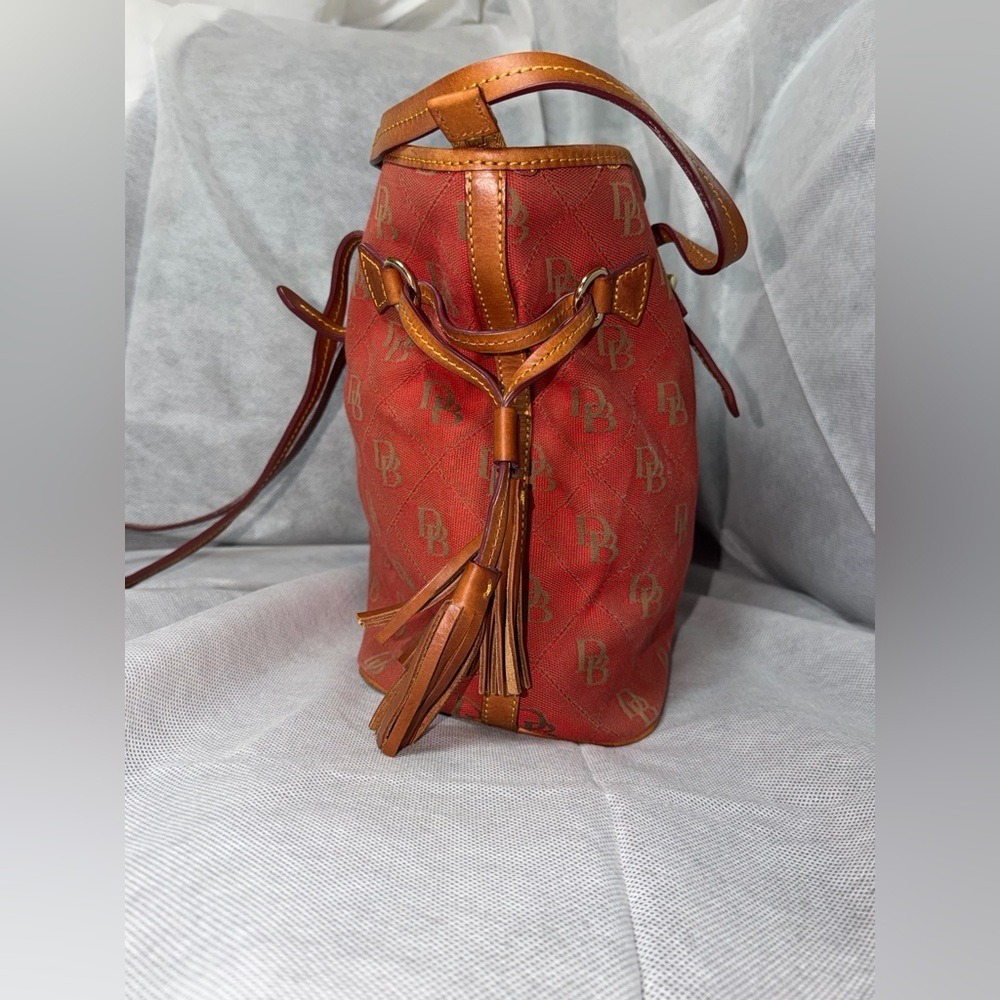 Vintage Dooney & Bourke Redish Orange and Tan purse, bag, handbag - Picture 3 of 14